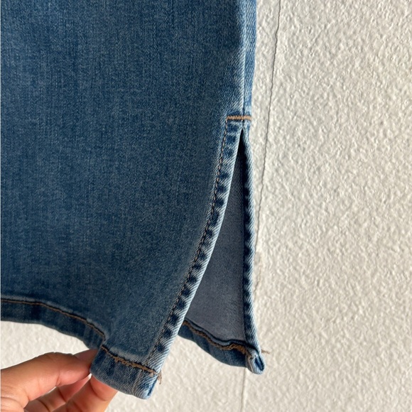 Nine West women’s bootcut denim jeans with slits in the ankles, size 10. - Picture 3 of 13